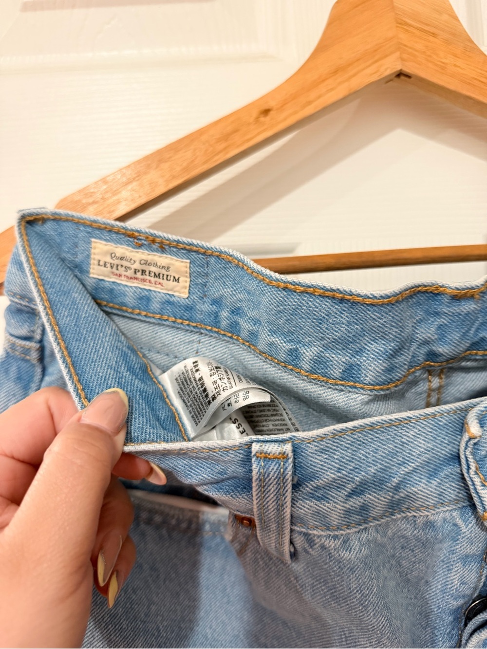 Levi's Light Blue Distressed Straight Leg Jeans - Picture 5 of 8